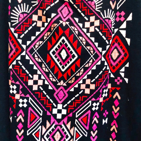 No Boundaries Knotted Back Tank Aztec Print - Picture 2 of 6